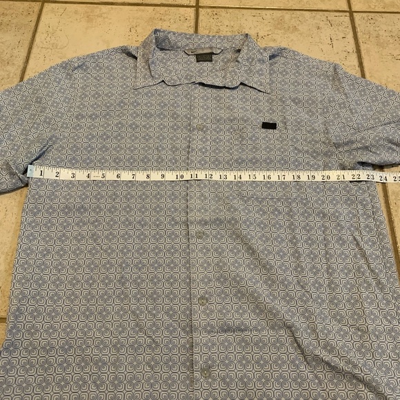 Nike Blue Geometric Pattern Button-Up Shirt - Size Medium - Picture 4 of 6